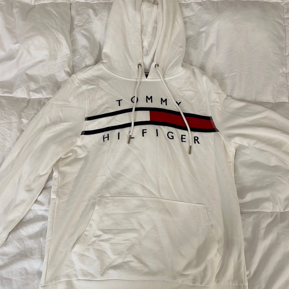 Tommy Hilfiger Hoodie size M.